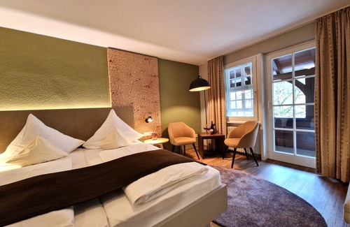 Unterglottertal Hotel | Hotel-Gasthaus Goldener Engel