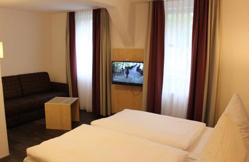 Schauenburg House | Hotel-Gasthaus-Kraft