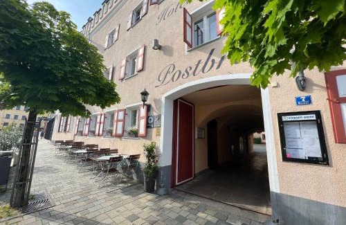 Dingolfing Hotel | Hotel-Gasthof Postbräu Dingolfing