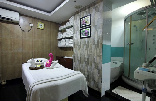 Sualkuchi Hotel | Hotel Gateway Grandeur