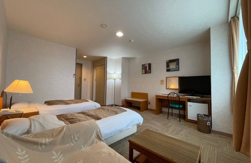 Shirahama Hotel | Hotel Ginsui Twin room in front of Shirarahama /Nishimuro-gun Wakayama