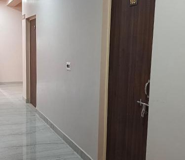 Bihta Hotel | Hotel Girja Sagar