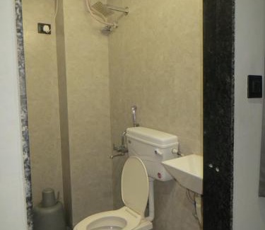 Surat Hotel | Hotel Glacier