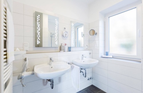 Berenbostel Hotel | Hotel Globotel Business