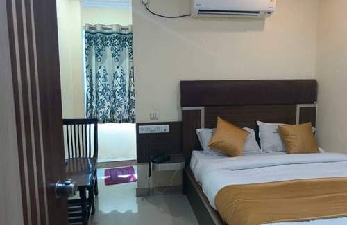 Lakdi Ka Pul Hotel | Hotel Golden Meredian