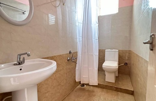 Electronics City Cabin | Hotel Golden Suites