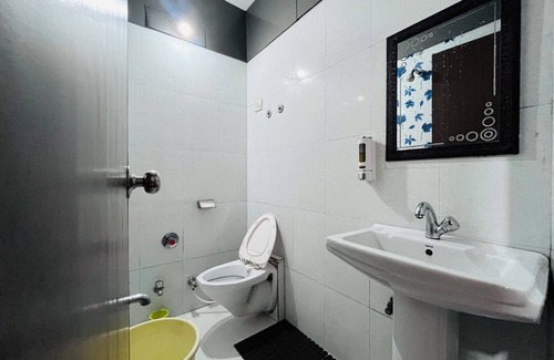 Mount Abu Hotel | Hotel Good Luck Residency, Mount Abu