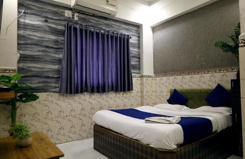 Ahmedabad Hotel | Hotel Goverdhan Palace Bapunagar