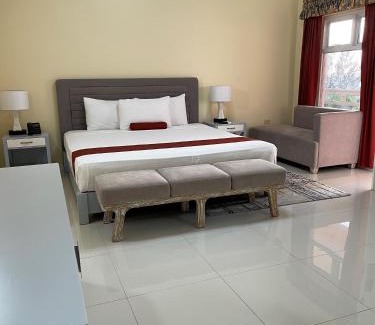 Montego Bay Hotel | Hotel Grand A View