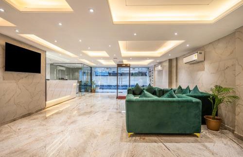 Karol Bagh Hotel | Hotel Grand Aavaas- Traveller's Choice Award Winner 2025