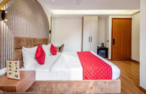 Karol Bagh Hotel | Hotel Grand Aavaas- Traveller's Choice Award Winner 2025
