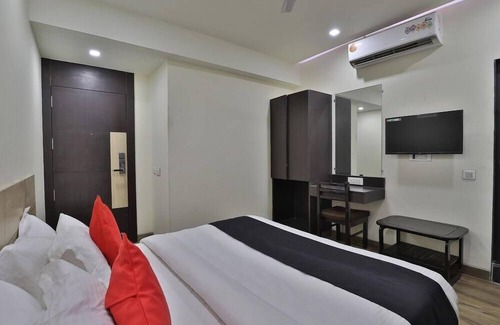 Gandhidham Hotel | Hotel Grand Ambience