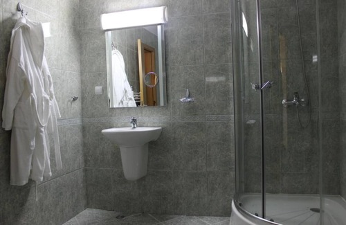 Samokov Hotel | Hotel Grand