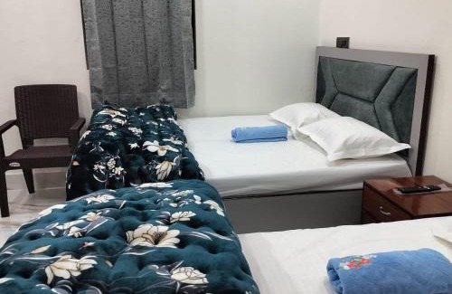 Barkot Hotel | Hotel Grand View