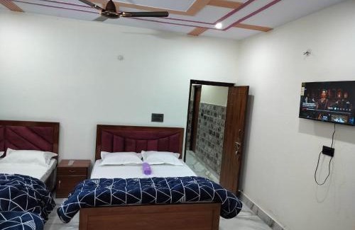Barkot Hotel | Hotel Grand View