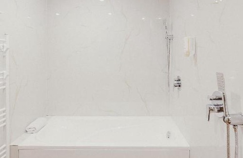 Marchevo Hotel | Hotel Green Park Service Perfected