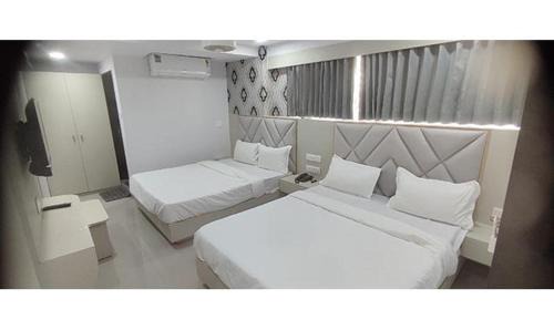 Gandhinagar Hotel | Hotel Grey Sky