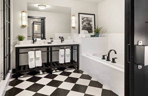 Grinnell Hotel | Hotel Grinnell, an Ascend Collection Hotel