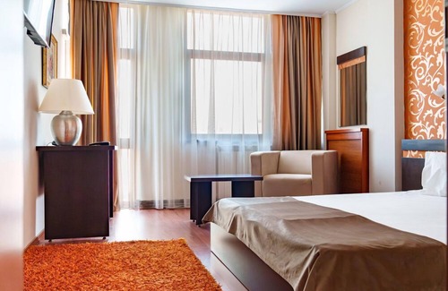 Constanta Hotel | Hotel Guci