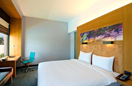 Sholinganallur Hotel | Hotel Halez