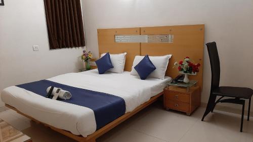 Surat Hotel | Hotel Happiness