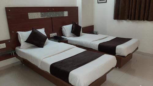 Surat Hotel | Hotel Happiness