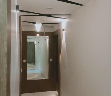 Maninagar House | Hotel Happy Stay