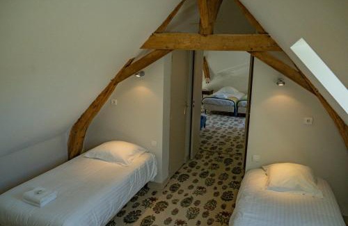 Crosmieres Hotel | Hotel Haras De La Potardiere
