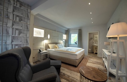 Eslohe Hotel | Hotel Haus Hochstein