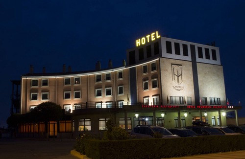 Villares de la Reina House | Hotel Helmántico