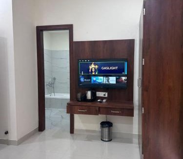 Bathinda Hotel | Hotel Heritage Grand Bathinda # Parking # A Beautiful Property