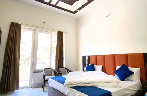 Kharsali Hotel | Hotel Hill River View Resort