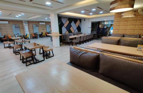 Jwalapur Hotel | Hotel Holy Basil