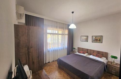 Vera Hotel | Hotel Home