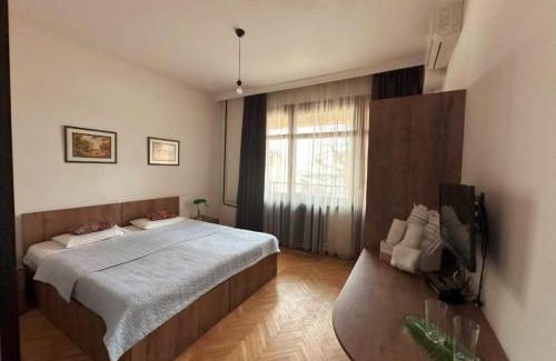 Vera Hotel | Hotel Home