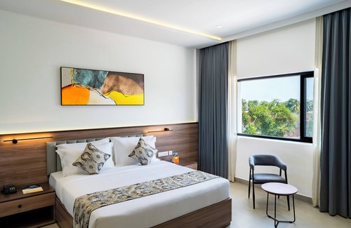 Anchal Hotel | Hotel Hybiz by Darshan