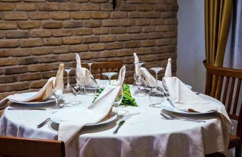 Nuchis Hotel | Hotel Il Melograno