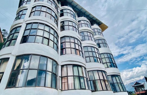 Old Manali Hotel | Hotel in manali with mountain view Near Mall Road