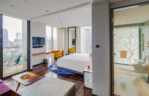 Ploenchit Hotel | Hotel Indigo Bangkok Wireless Road by IHG