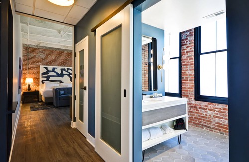 Crossroads Arts District Hotel | Hotel Indigo Kansas City - The Crossroads by IHG
