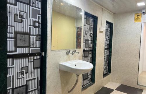 Sakinaka Hotel | Hotel jazz & Cabin stay