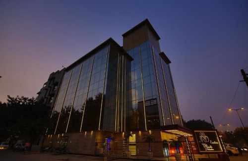 Safdarjung Enclave Hotel | Hotel JRD Exotica