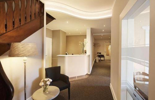 Neumuenster Hotel | Hotel Kühl