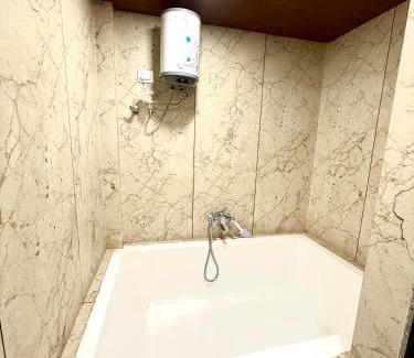 Vadodara Hotel | Hotel K Max