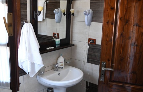 Berat Hotel | Hotel Kaceli