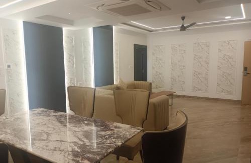 Jabalpur Hotel | HOTEL KADAMB TREE
