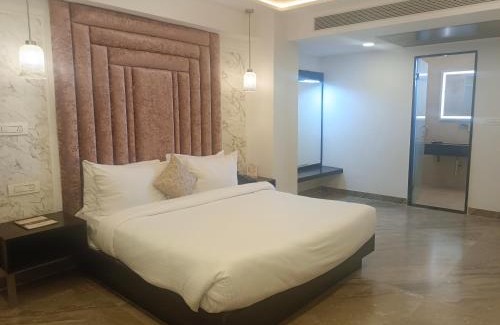 Jabalpur Hotel | HOTEL KADAMB TREE
