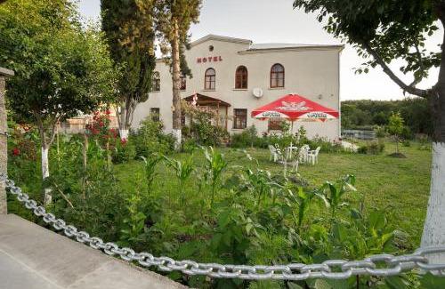 Kvemo Kartli Hotel | Hotel Kakhaberi