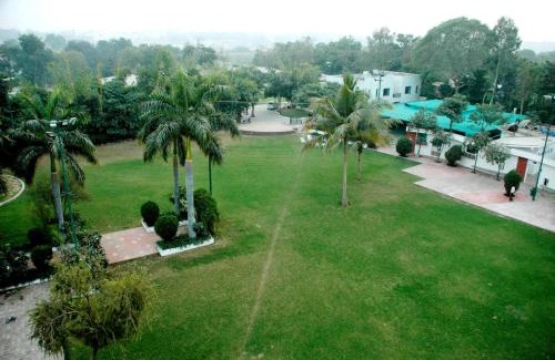 Bhat Hotel | Hotel Kanan