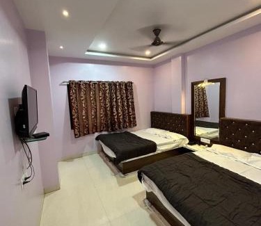 Omkareshwar Hotel | Hotel Kanchan
